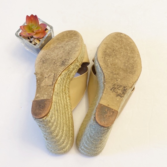 Anthropologie | Kelsi Dagger Neutral Patent Leather Wedge Espadrille Sandals 6 - Picture 7 of 7